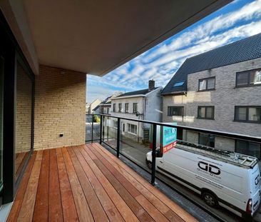 Nieuwbouwappartement met 2 slaapkamers, terras en autostaanplaats - Photo 4