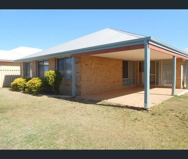8 Ingham Way, Butler, WA 6036 - Photo 2
