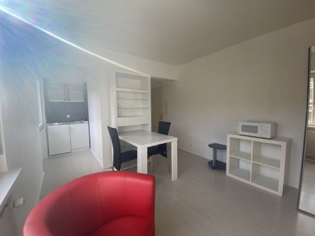 Location Appartement 1 pièce 20m² ST LOUIS 68300 - Photo 2