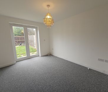 3 Bedroom House To Rent in Hampton Vale - £1,195 pcm - Photo 4