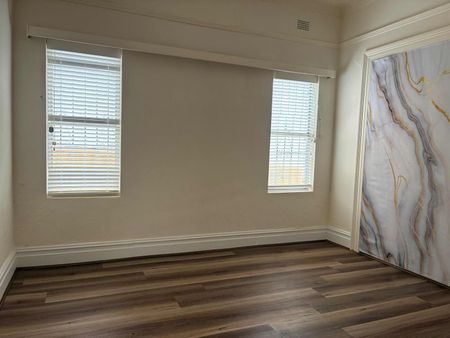 Freestanding Family Home in Prime Petersham Pocket - Photo 5