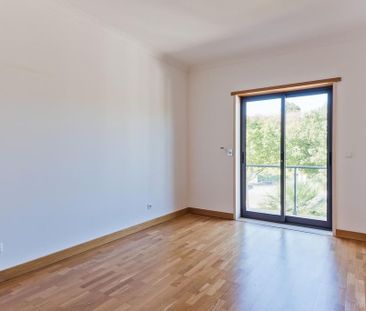 Luxury 3 bedroom Detached House for rent in Oeiras, Portugal - Photo 4