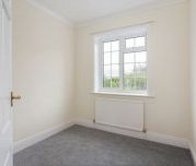 4 bedroom detached house to rent - Photo 4