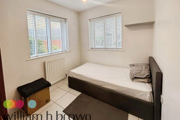 Bamboo Crescent, BRAINTREE - Photo 1