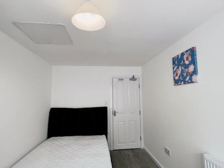 room 3 - Photo 5