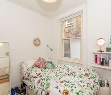 3 bedroom flat to rent - Photo 6