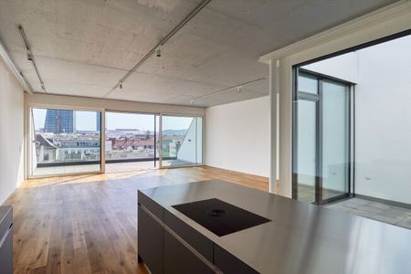 Luxurious loft in a trendy neighborhood - Photo 4