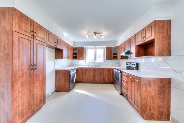 Appartement à louer - Laval (Laval-des-Rapides) - Photo 1