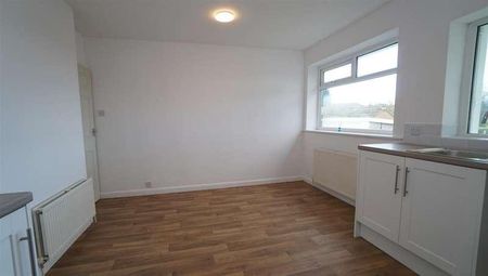 All Alone Road, Idle, Bradford, BD10 - Photo 3