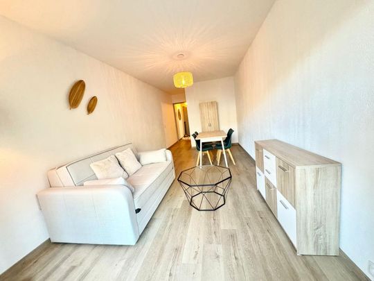 Location Appartement 1 pièce Meublé 29m² NICE 06000 - Photo 1
