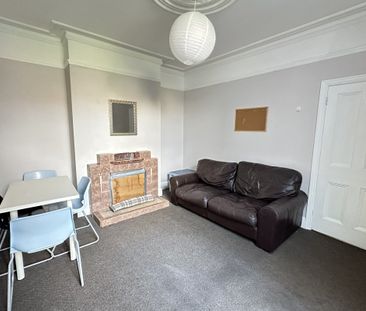 Dereham Road - Photo 2