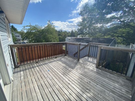 52 Highrigger – 2 BR 2 BATHROOM MIDDLE SACKVILLE HOME WITH LARGE DECKS AVAILABLE NOW! - Photo 1