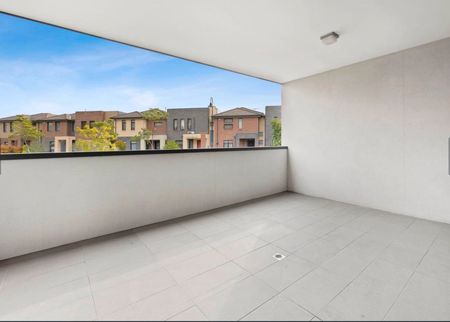 Spacious 1BR Apartment - Photo 2