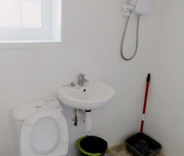 1 Bed / 1 Bath - Photo 5