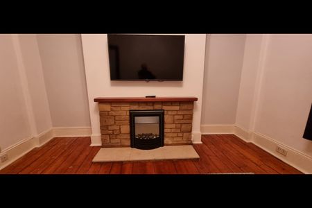 1 Bed Flat, Northfield Place, AB25 - Photo 2