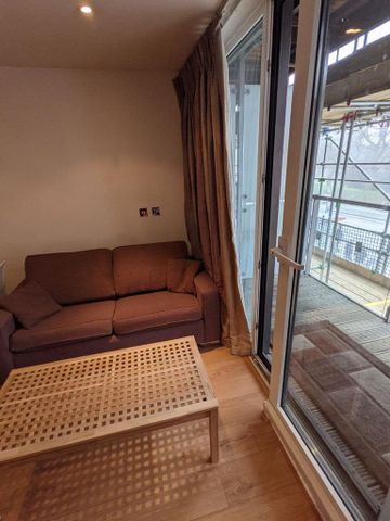 Studio to rent - Photo 3