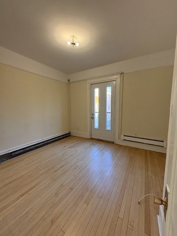 341 Elgin Street - B - Photo 4