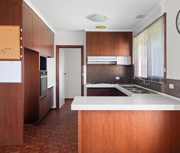 CONVENIENCE AT YOUR DOOR STEP - Photo 6