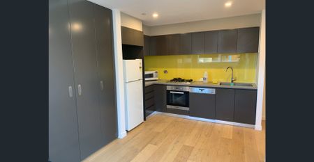 Partial Furnished One bedroom Apartment - Located in the heart of Burwood - Photo 5