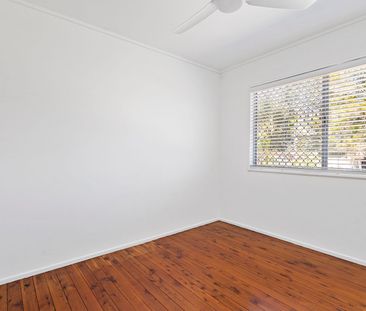 54 Alice Street, 4114, Kingston Qld - Photo 4