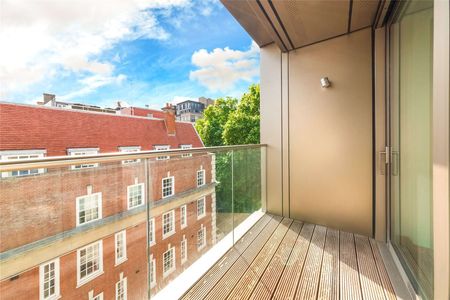 This is a beautiful 3 double bedroom apartment in one of Westminster's most desirable developments situated on the 6th floor of this portered building and benefitting from a residents' gym. - Photo 2