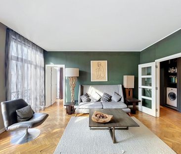 Place de la Bourse : Beautiful furnished 2-bedroom apartment - Photo 3