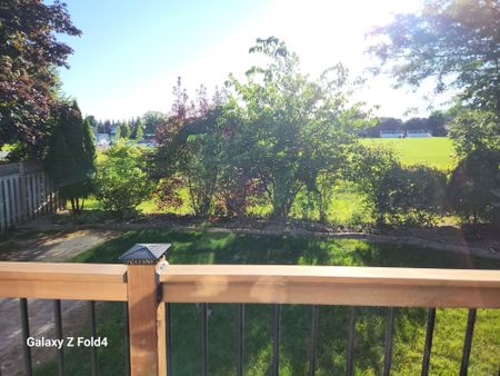 For Lease - 942 Snowbird Street, Oshawa, Ontario - Photo 5