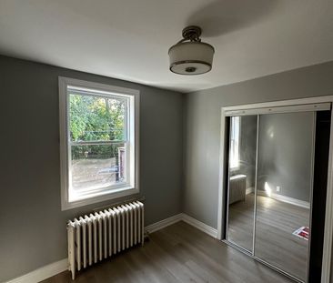 For Lease - 2877 St Clair Avenue Unit# A, Toronto, Ontario - Photo 2