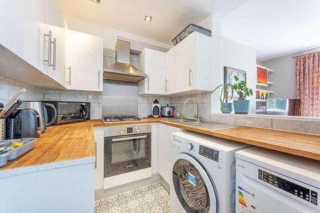 Coningham Road, Shepherd's Bush, W12 - Photo 2