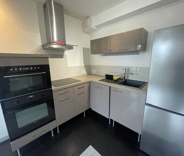 Location Appartement 2 pièces 44m² - Photo 3