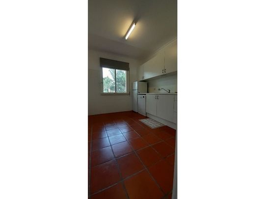 1 room luxury Flat for rent in Cascais e Estoril, Portugal - Photo 1