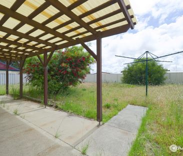 3X1 FAMILY HOME IN WAIKIKI - 6 MONTH LEASE!!! - Photo 3