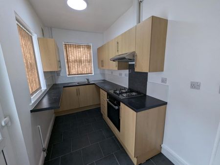 2 BED Terraced House To rent - Photo 5