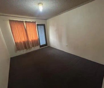 “Ground Floor Living” - Photo 3