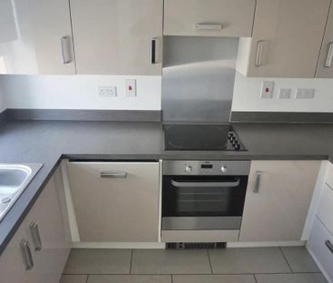 2 bedroom semi-detached house to rent - Photo 3