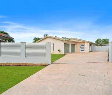 13Kw SOLAR, POOL, SIDE ACCESS, RUMPUS ROOM - Photo 6