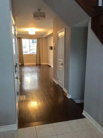 For Lease - 576 Murray Meadows Place, Milton, Ontario - Photo 4