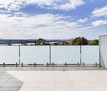 54 Formosa | Top Floor, North Facing - Photo 4