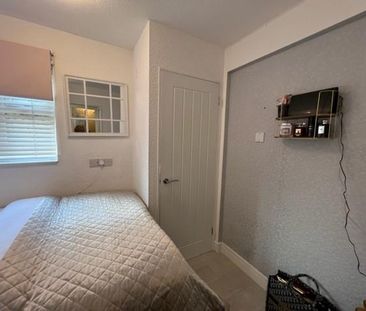 1 bedroom ground floor flat to rent - Photo 4
