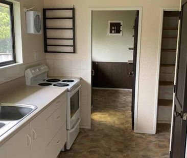 Great Location For This Family Home - Photo 1