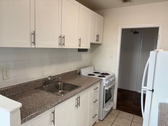 For Lease - 2 Kinsdale Boulevard Unit# 311, Toronto, Ontario - Photo 1