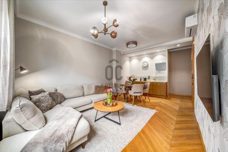 Kiadó újszerű állapotú lakás - Budapest II. kerület - Photo 2