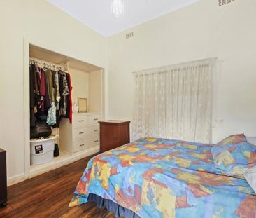 Cosy 3 Bedroom Home With Inner Town Location - Photo 5