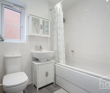 1 bedroom in a house share to rent - Photo 6