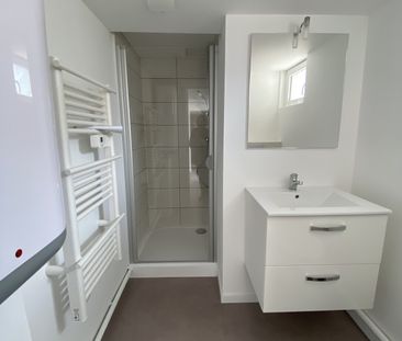 PETITE MAISON F1 BIS MEUBLÉ proche centre ville - FAC - Photo 5