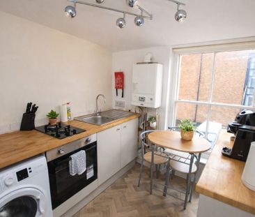 1 Bedroom Apartment, Chester - Photo 3