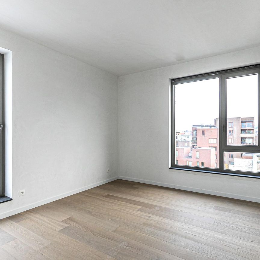 Appartement te huur in Antwerpen met 3 slaapkamers - Photo 1