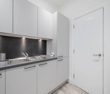 1 bedroom flat to rent - Photo 6