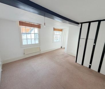 3 bedroom apartment to rent - Photo 2