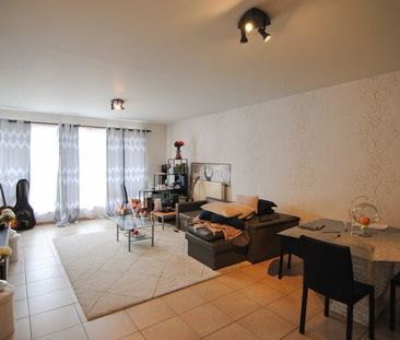 Appartement te huur - Photo 1